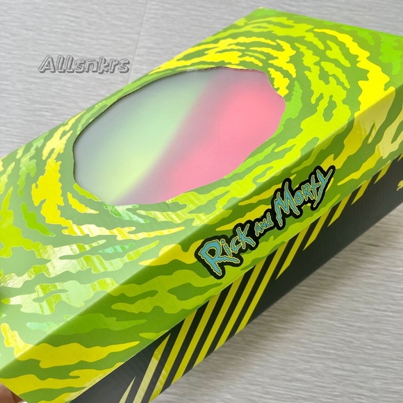 Puma MB.01 LaMelo Ball Rick and Morty - Picture 4 of 13